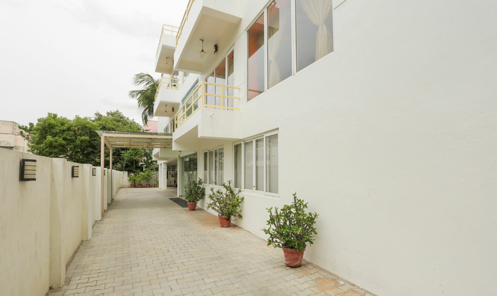 Treebo Vapr Guindy Ekkatuthangal Chennai Dış mekan fotoğraf